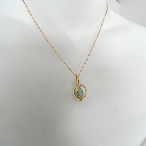 Healing Gem Pod Necklace 18Kt Gold