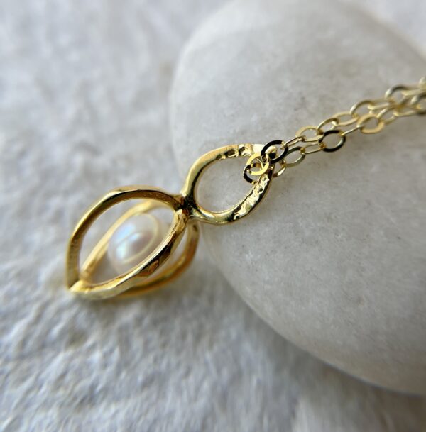 Gem Pod Necklace 18kt over sterling