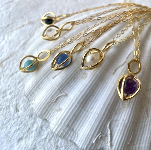 Gem Pod Necklace 18kt over sterling
