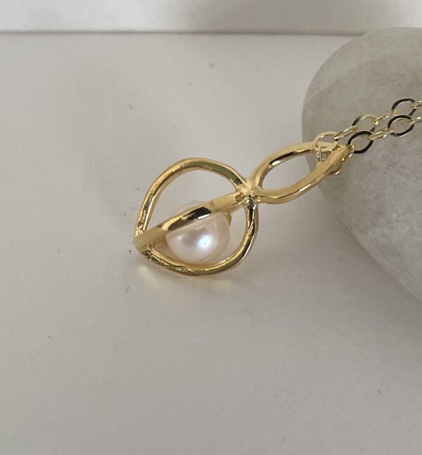Gem Pod Necklace 18kt over sterling