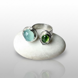 Double Gem Ring - Peridot, Chalcedony Feature
