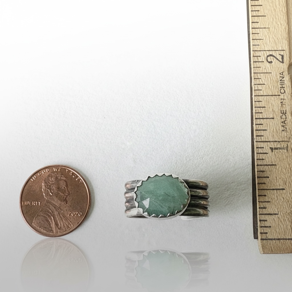 Gemstone Nest Ring - Aqua Sapphire measure