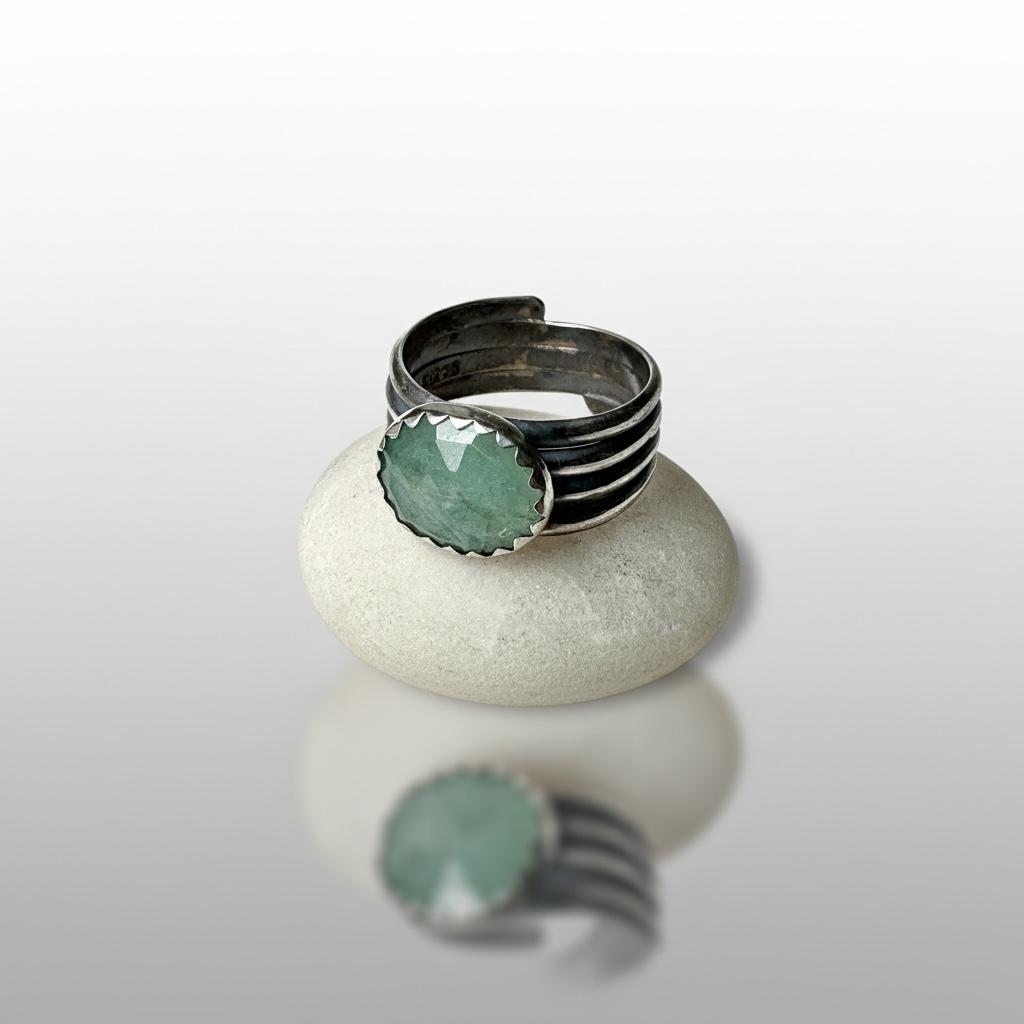 Gemstone Nest Ring - Aqua Sapphire