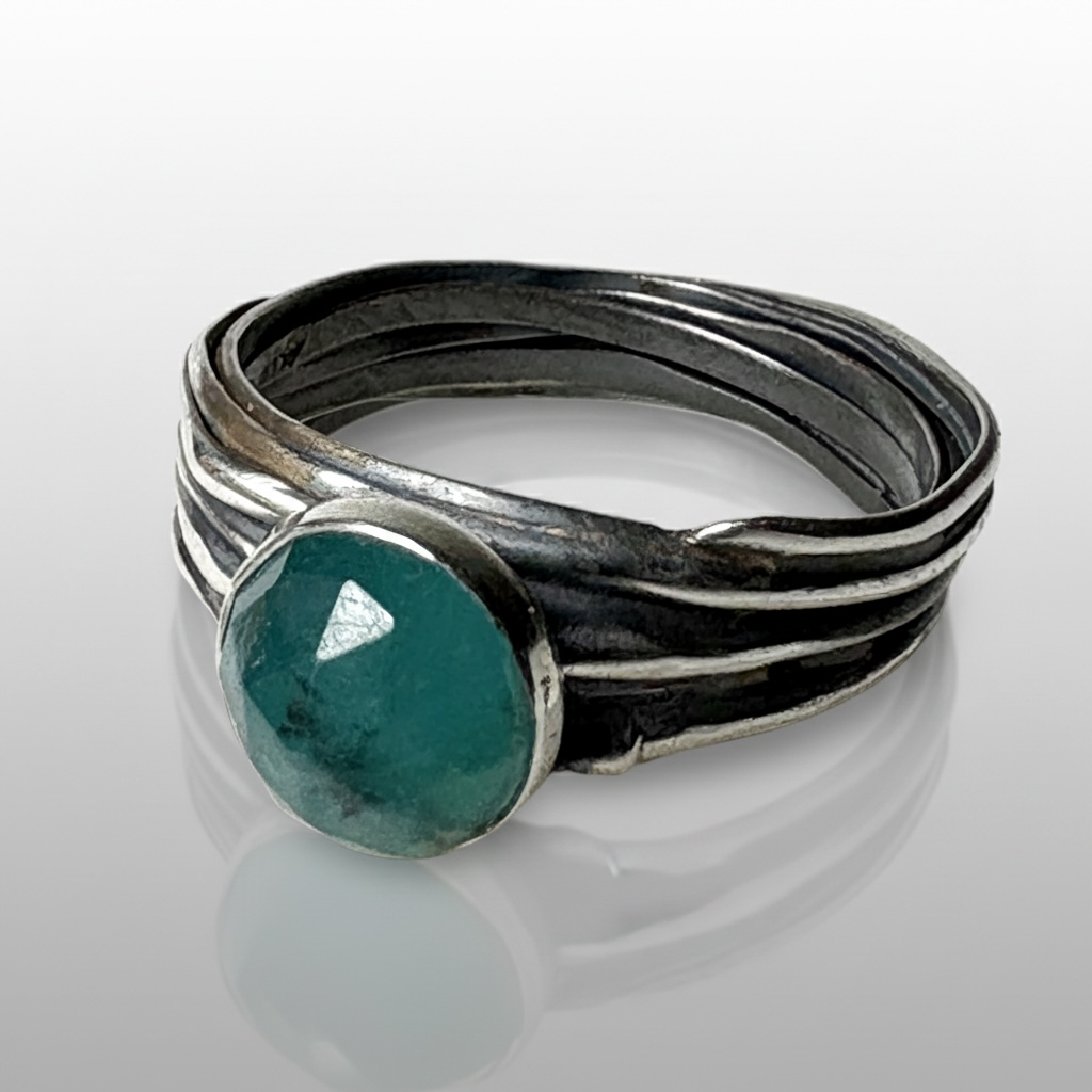 Gemstone Nest Ring - Amazonite feature