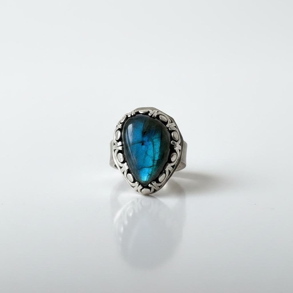 Freeform Labradorite Ring feature