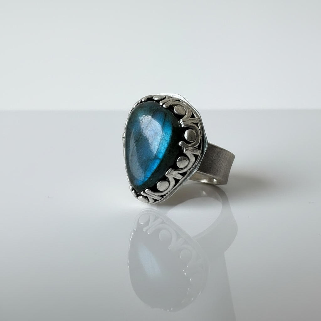 Freeform Labradorite Ring