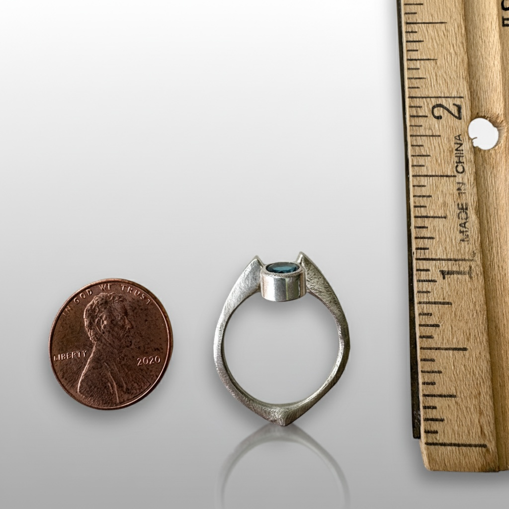 Sculptural Topaz Ring measure